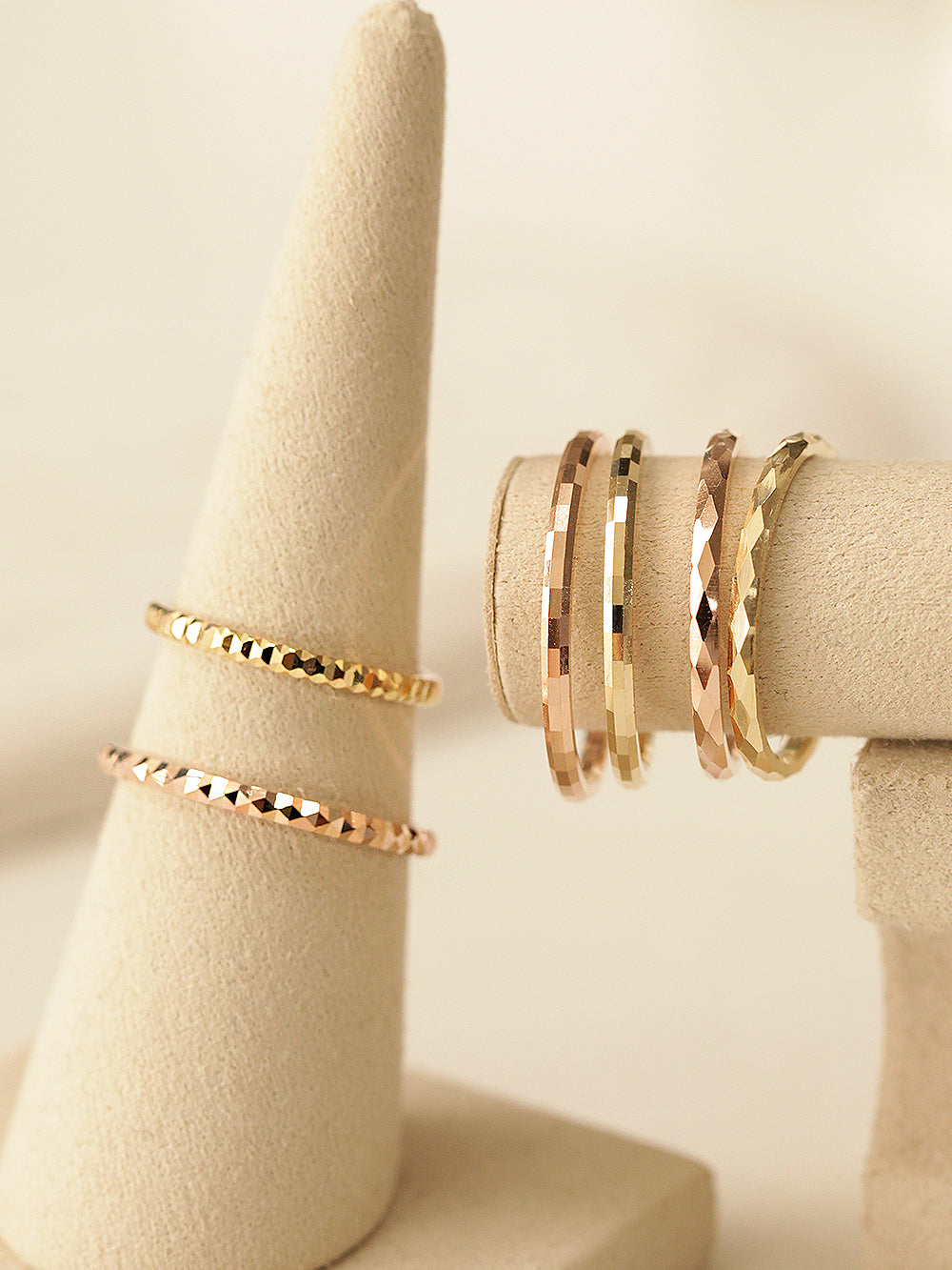 14K Gold Hallow Layered Cutting Guard Ring