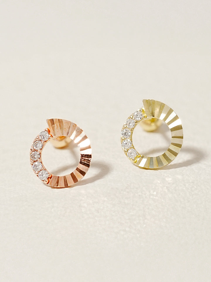 14K Solid Gold Jackpot Round Cut Cubic Cartilage Earring 20G