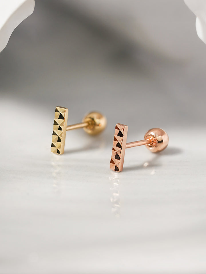 14K Solid Gold Shining Stick Bar Cartilage Earring 20G