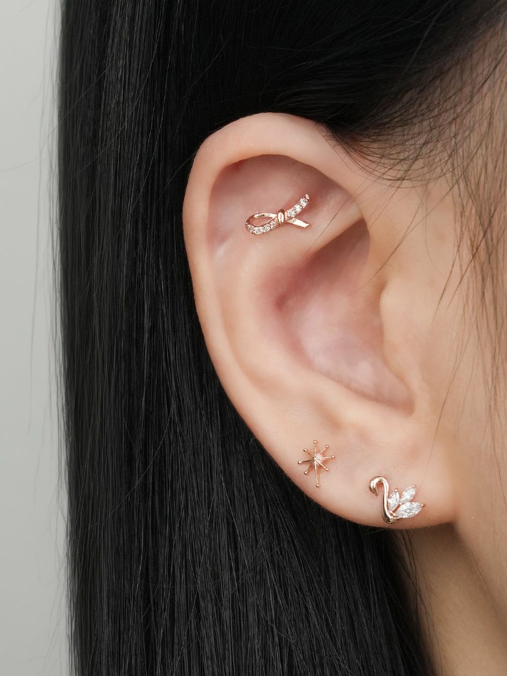 14K Solid Gold Cubic Swan Silhouette Cartilage Earring 20G