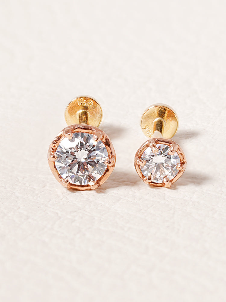 14K Solid Gold Lab Diamond Grace Internally Threaded Labret Piercing 20G