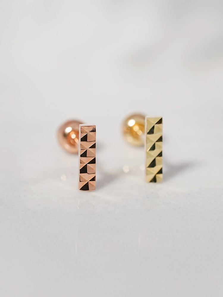 14K Solid Gold Shining Stick Bar Cartilage Earring 20G