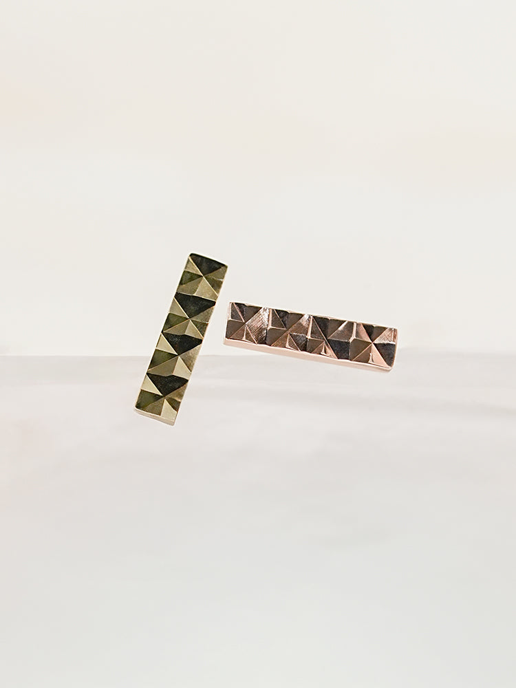 14K Solid Gold Shining Stick Bar Cartilage Earring 20G