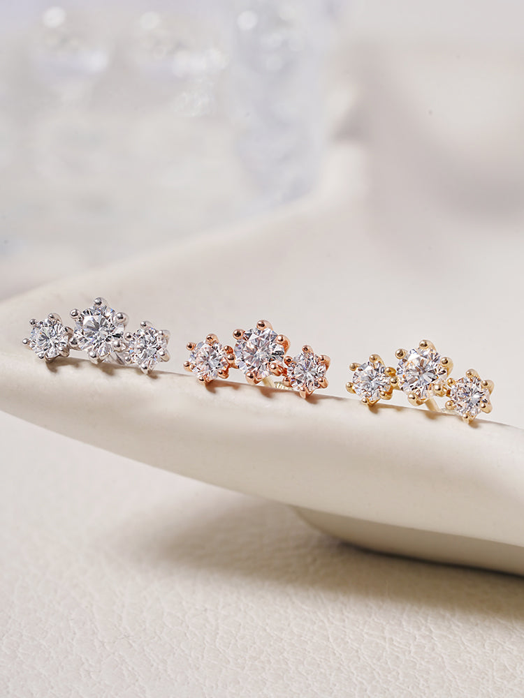 14K Solid Gold Lab Diamond Lumiere Internally Threaded Labret Piercing 20G