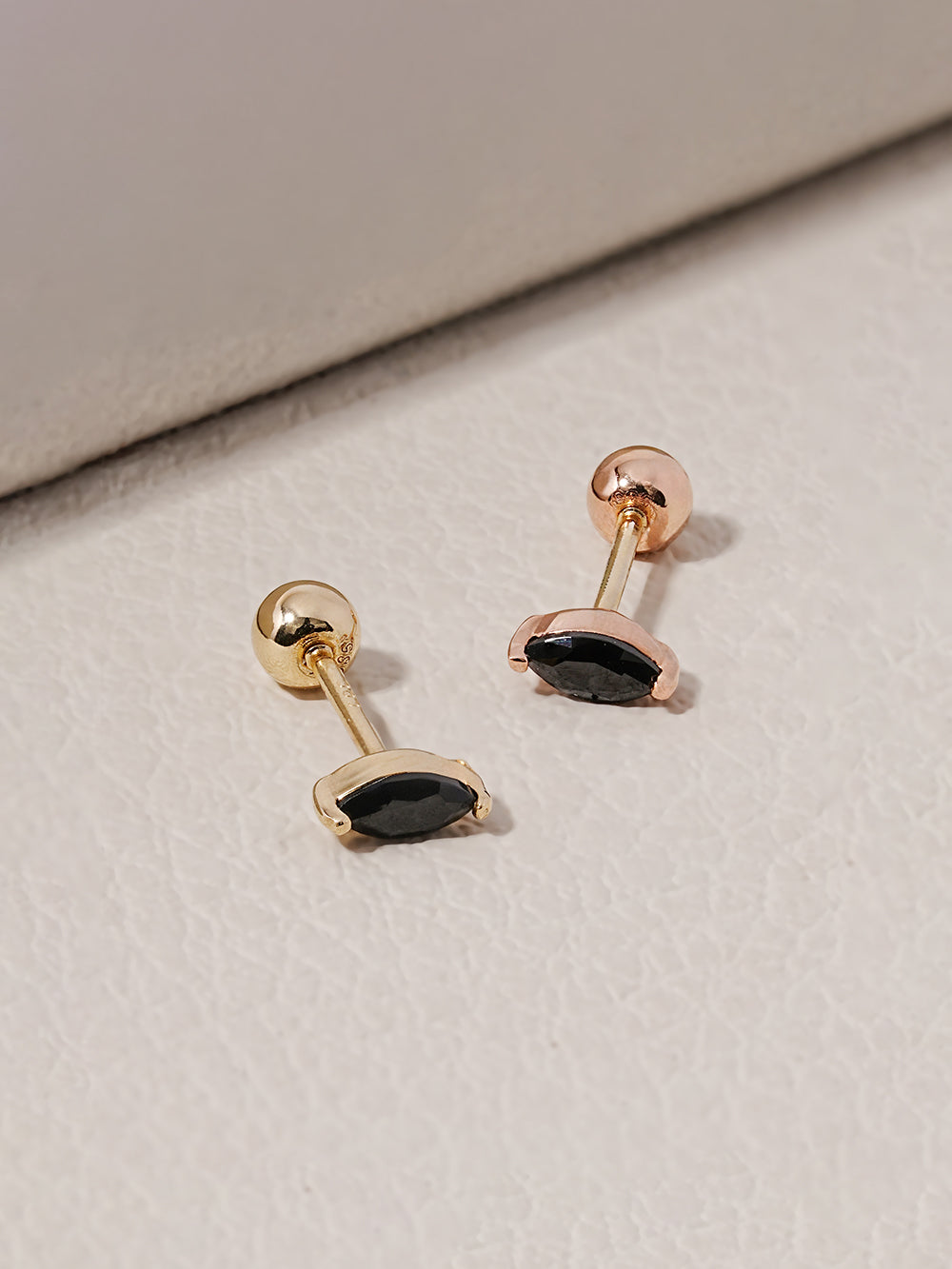 14K Solid Gold Black Boat Cubic Cartilage Earring 20G18G16G