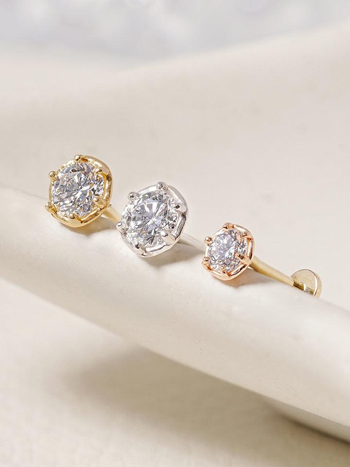 14K Solid Gold Lab Diamond Grace Internally Threaded Labret Piercing 20G