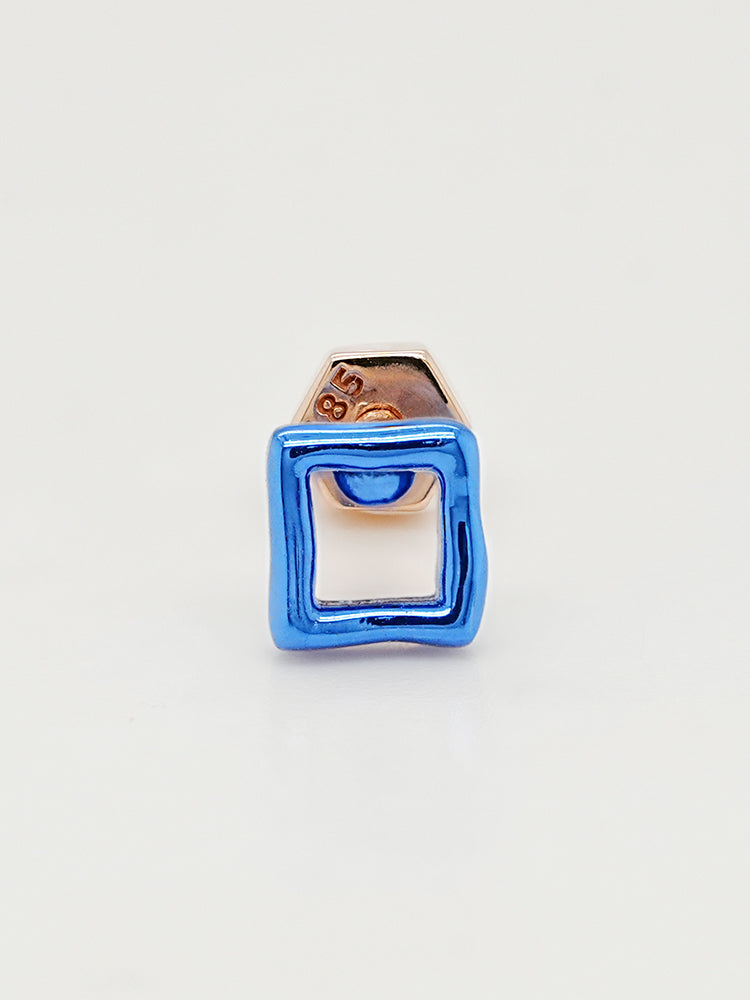 14K Gold Color Graphic Pop Shape Cartilage Earring 18G