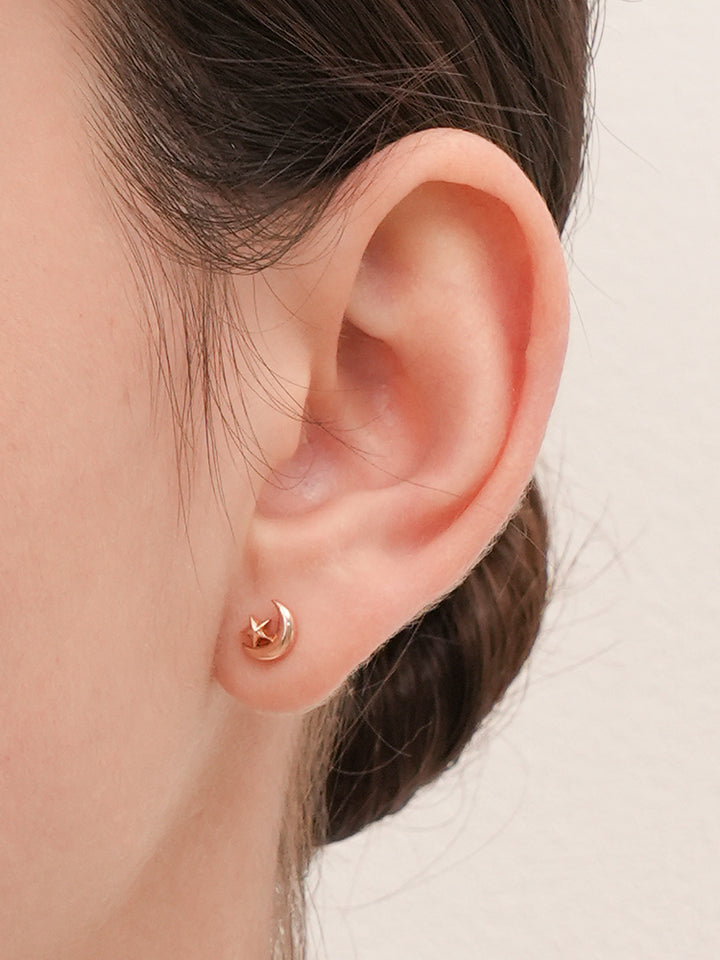 14K Solid Gold Dreaming Night Cartilage Earring 18G16G