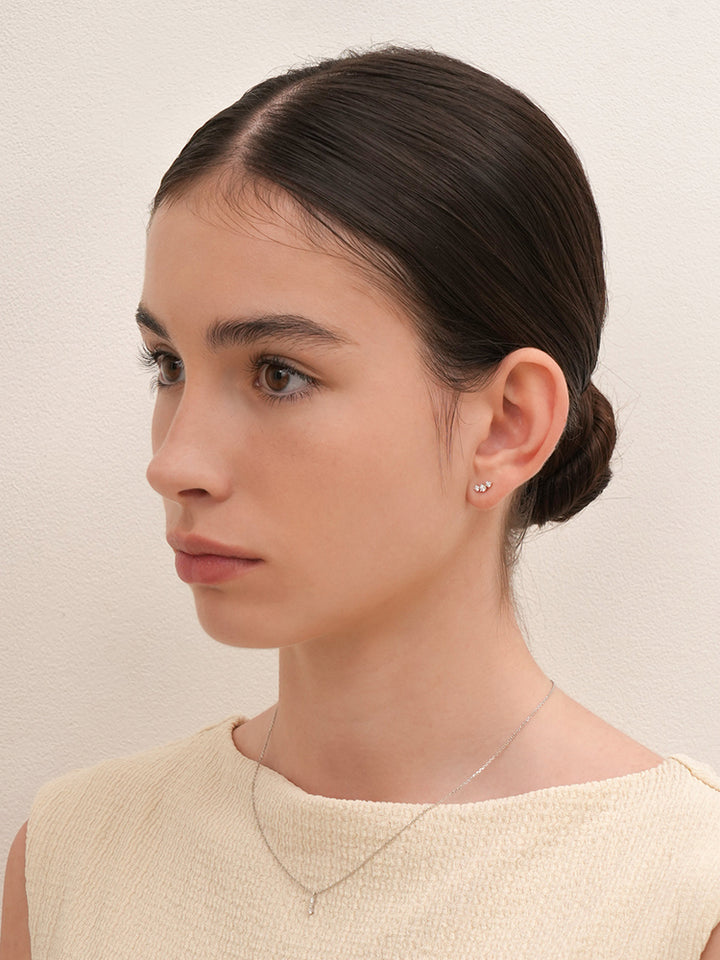 14K Solid Gold Lab Diamond Twinkle Crown Internally Threaded Labret Piercing 20G