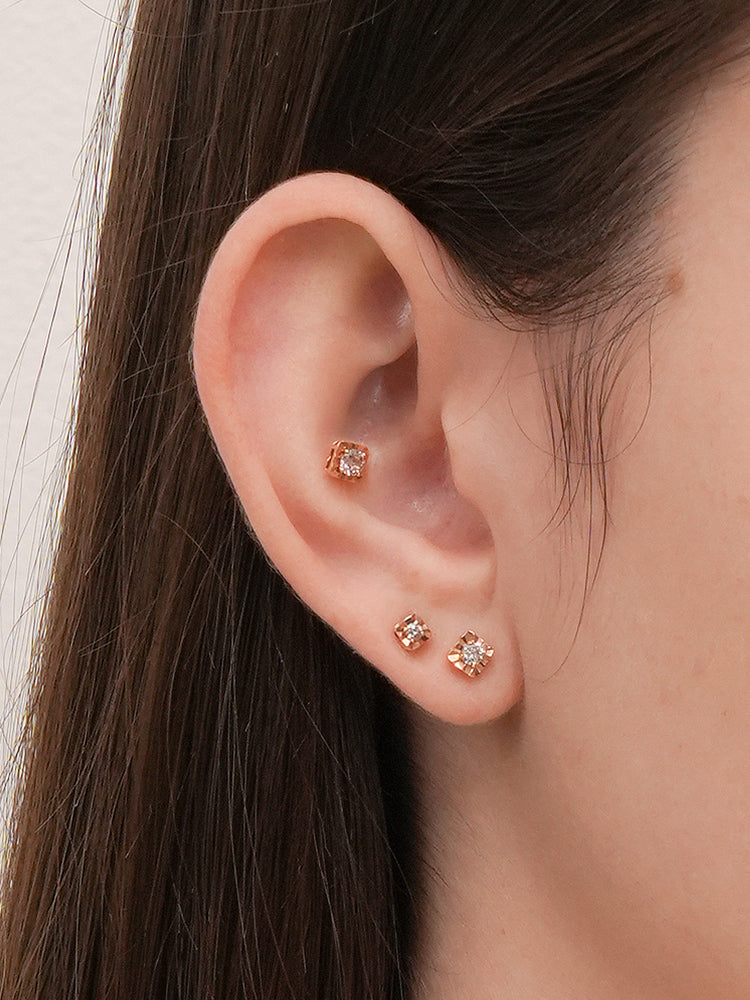 14K Gold Lumilight Golden Square Diamond Cartilage Earring 18G