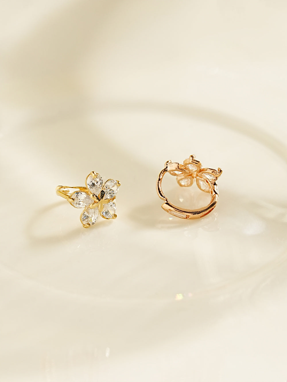 14K 18K Solid Gold Stella Flower Cartilage Hoop Earring