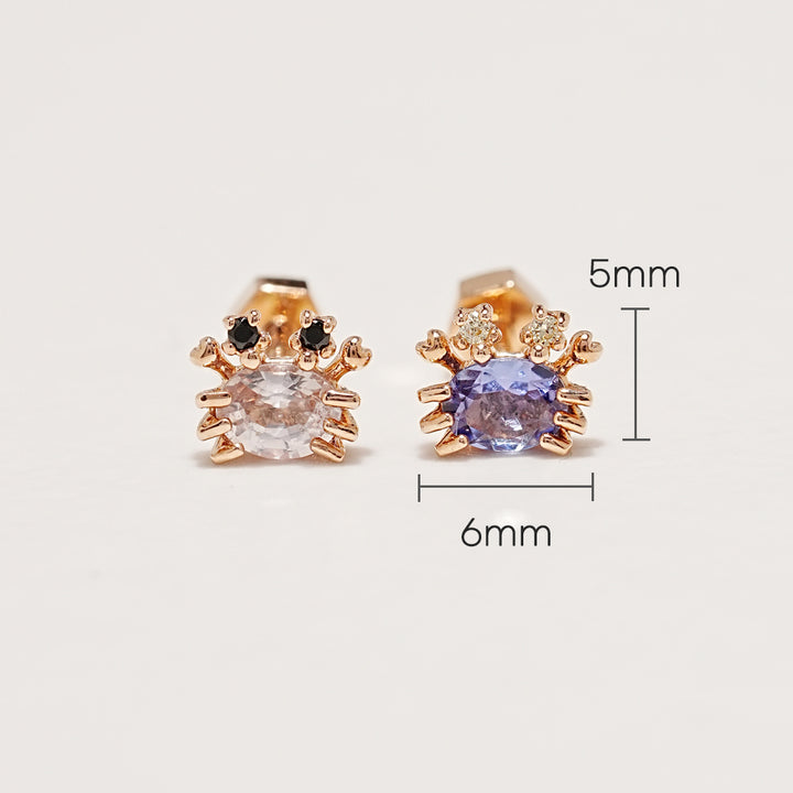 14K Gold Mini Crab Cartilage Earring 18G