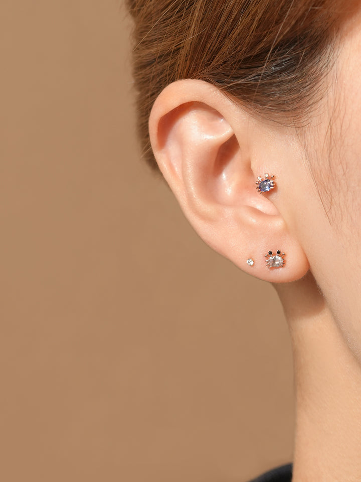 14K Gold Mini Crab Cartilage Earring 18G