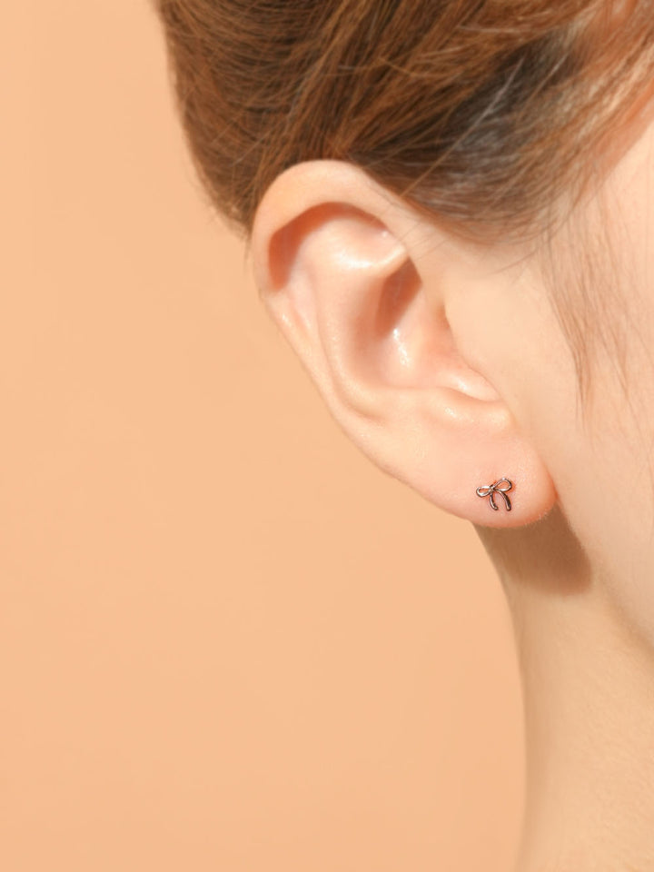 14K Gold Candy Ribbon Cartilage Earring 20G18G16G