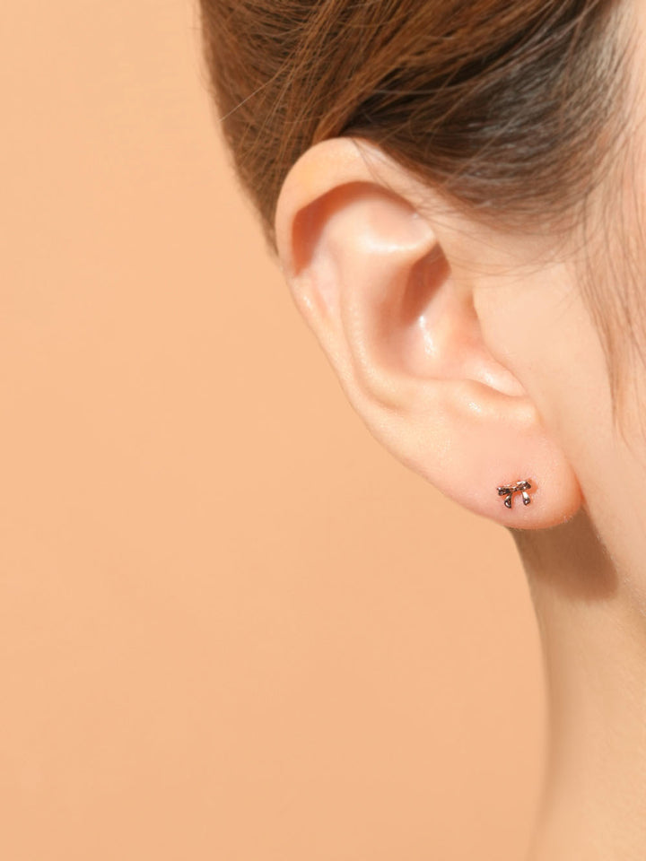 14K Gold Sweet Ribbon Cartilage Earring 20G18G16G