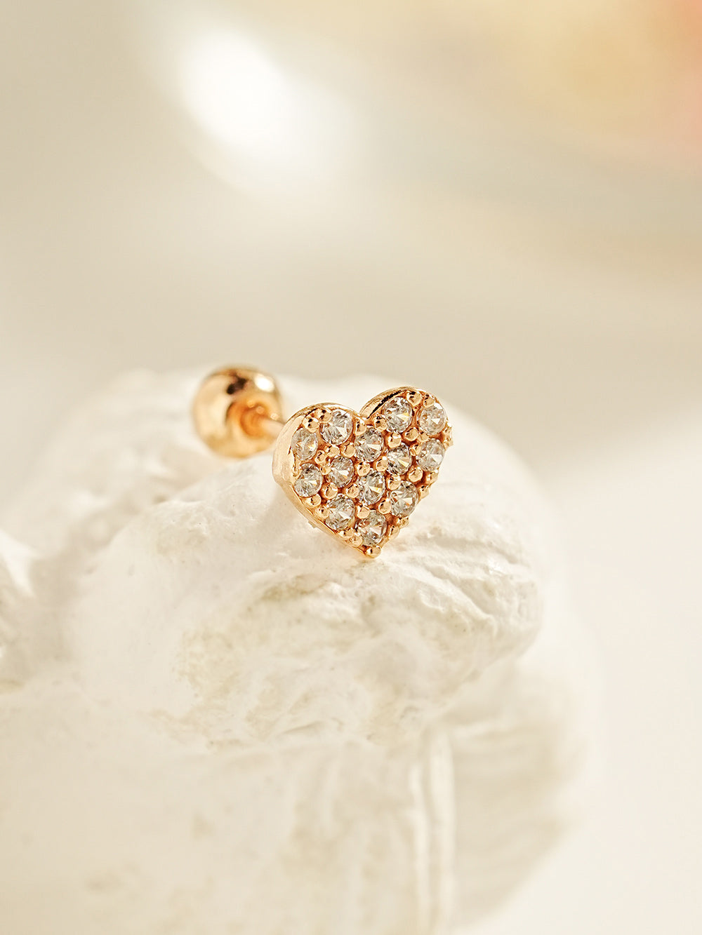 14K Gold Winter Cubic Heart Cartilage Earring 20G18G16G – MinimalBijoux