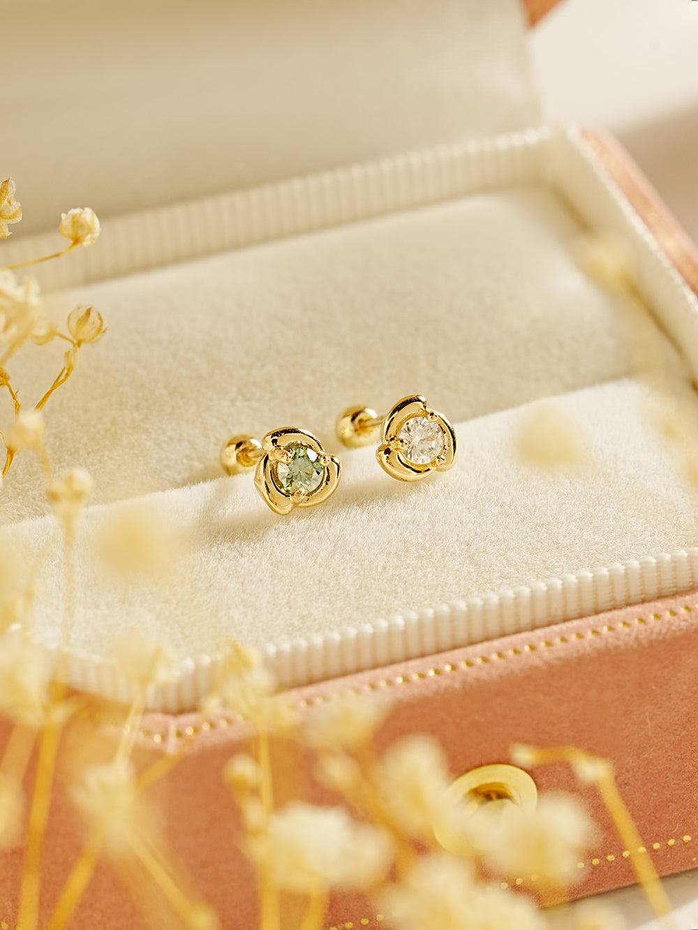 14K Solid Gold Moissanite Dia Rose Cartilage Earring 20G18G16G