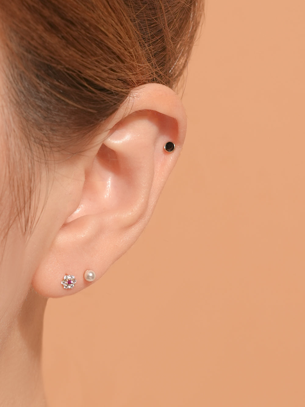 14K Solid Gold Harmony Flower Internally Threaded Labret Piercing 20G