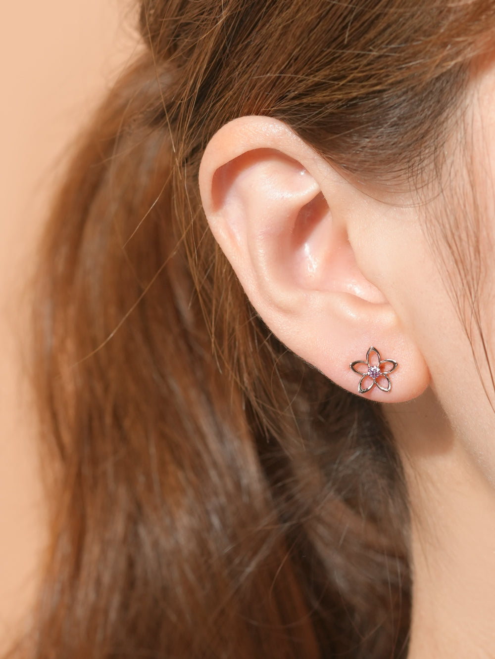 14K Solid Gold Moissanite Dia Olivia Flower Cartilage Earring 20G18G16G