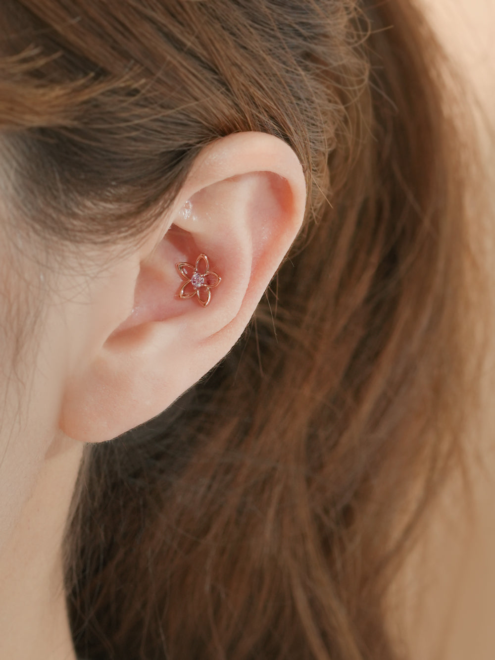 14K Solid Gold Moissanite Dia Olivia Flower Cartilage Earring 20G18G16G