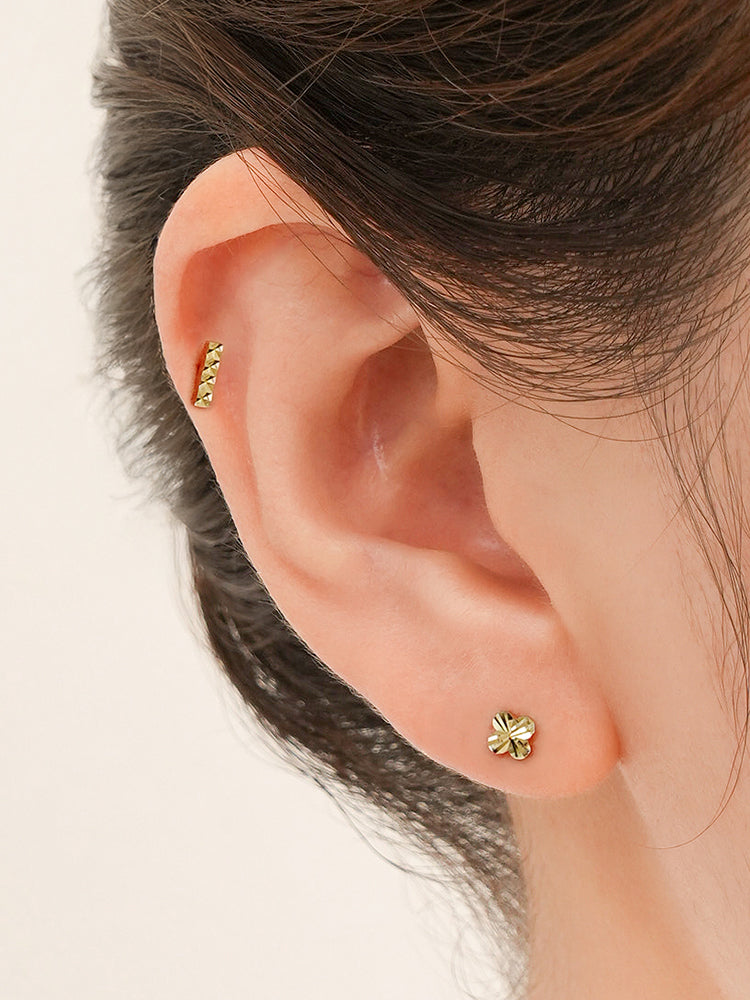 14K Solid Gold Shining Clover Cutting Cartilage Earring 20G