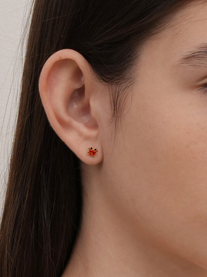 14K Gold Sapphire Sea Crab Cartilage Earring 18G