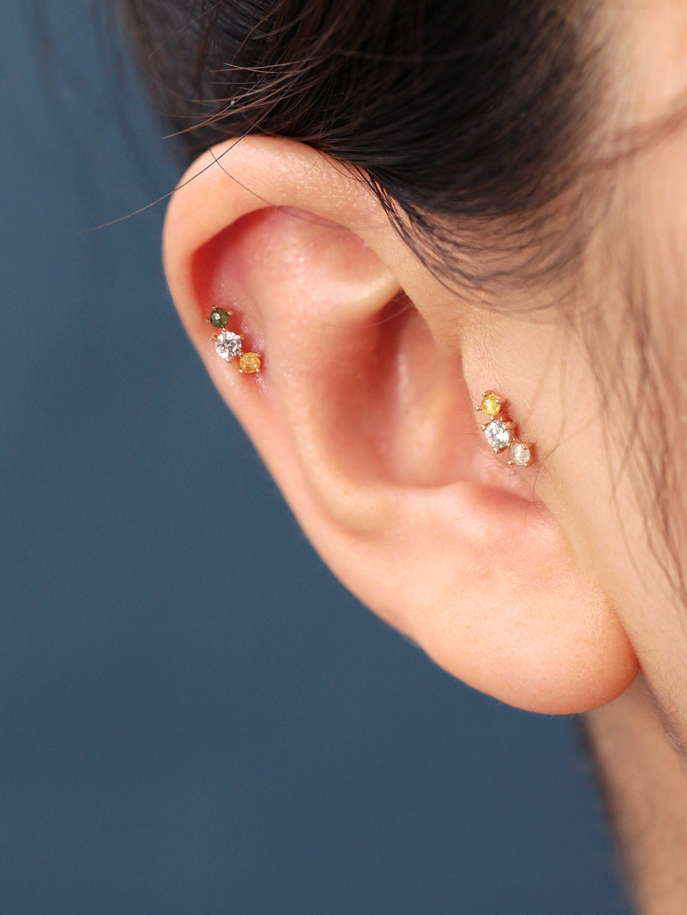 14K Gold Curve Rough Diamond Cartilage Earring 20G