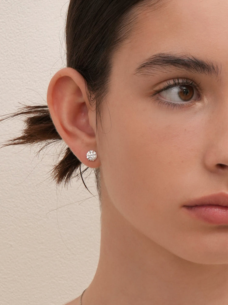 14K Solid Gold Lab Diamond Shine Classic Cartilage Earring 20G