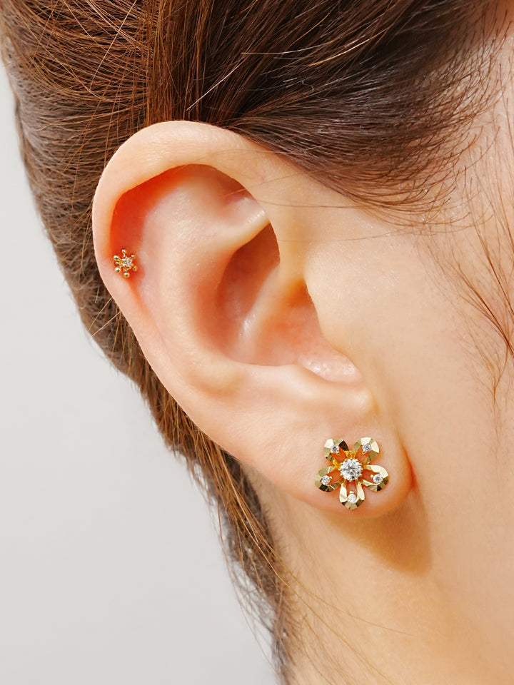 14K Solid Gold Glossy Cubic Flower Cutting Cartilage Earring 20G18G