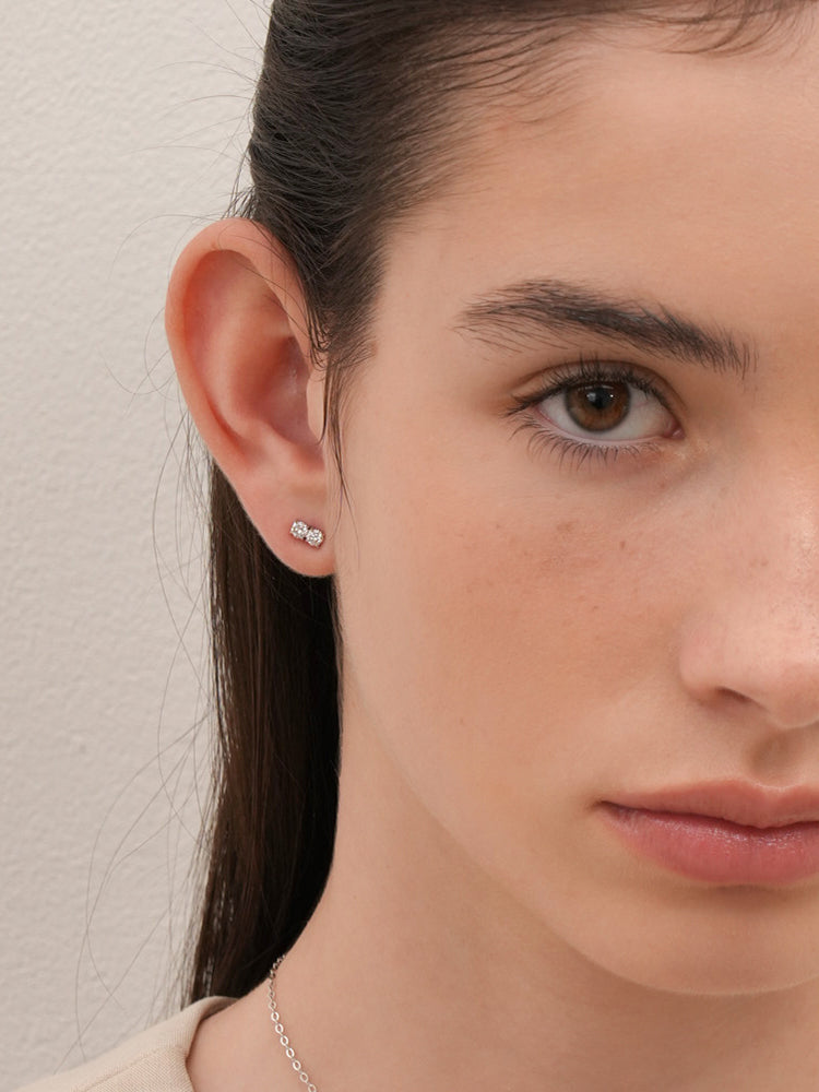 14K Solid Gold Lab Diamond Twin Stud Internally Threaded Labret Piercing 20G