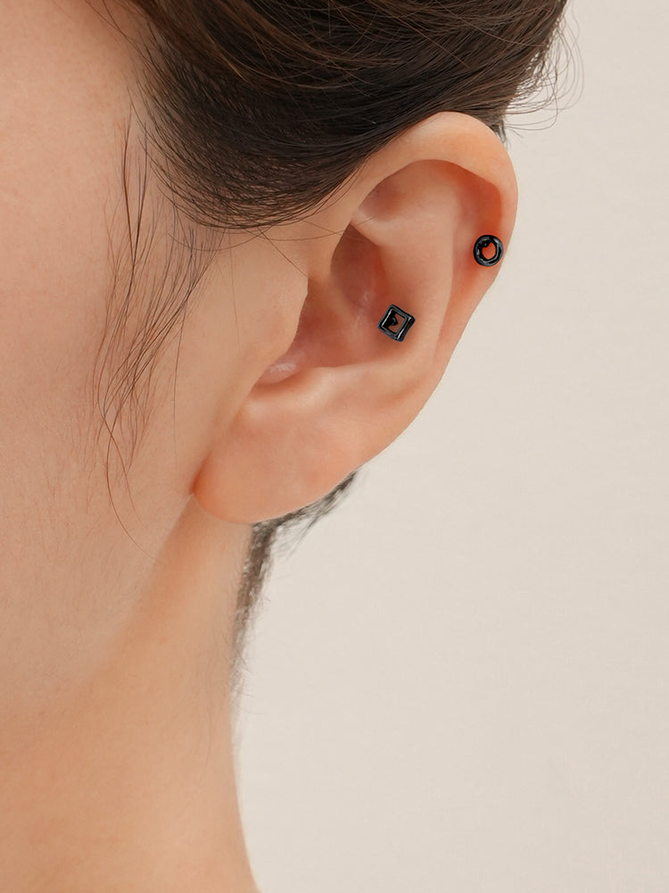 14K Gold Color Graphic Pop Shape Cartilage Earring 18G