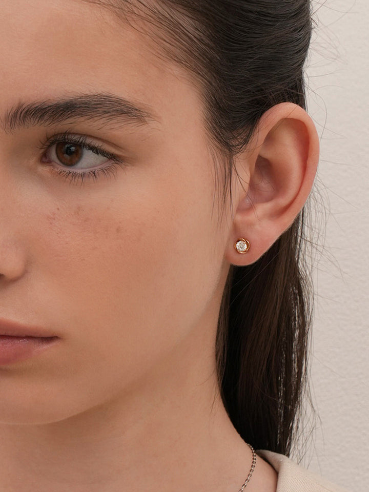 14K Solid Gold Lab Diamond Rose Cartilage Earring 20G18G16G