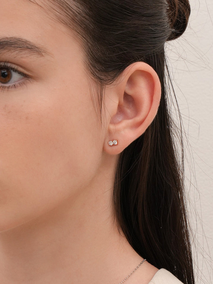 14K Solid Gold Lab Diamond Twin Stud Internally Threaded Labret Piercing 20G