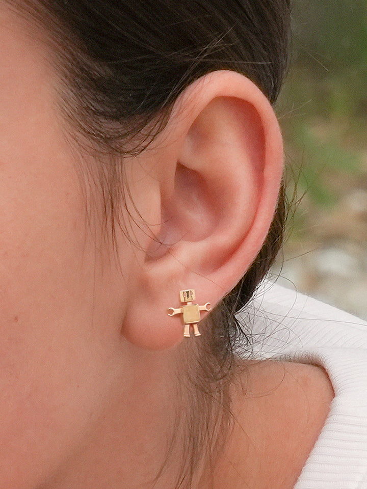 14K Gold Little Joint Robot Cartilage Earring 18G16G