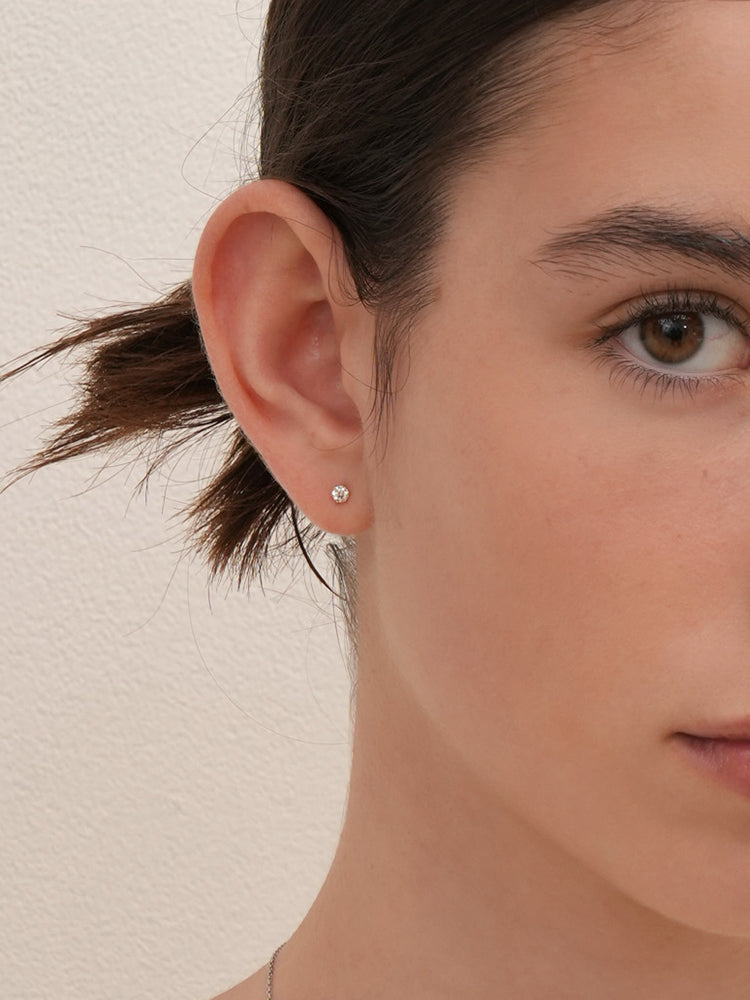 14K Solid Gold Lab Diamond Shine Classic Cartilage Earring 20G