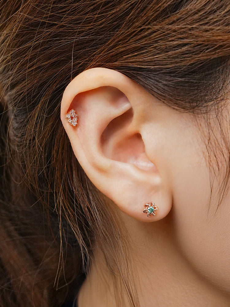 14K Solid Gold Moissanite Dia Daisy Loop Internally Threaded Labret Piercing 20G