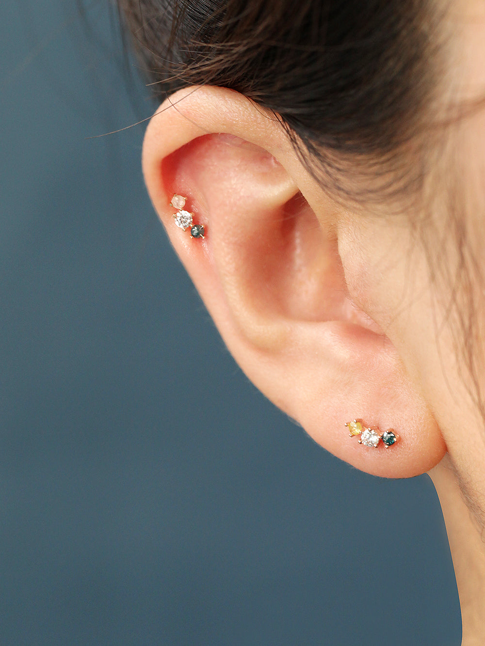 14K Gold Curve Rough Diamond Cartilage Earring 20G