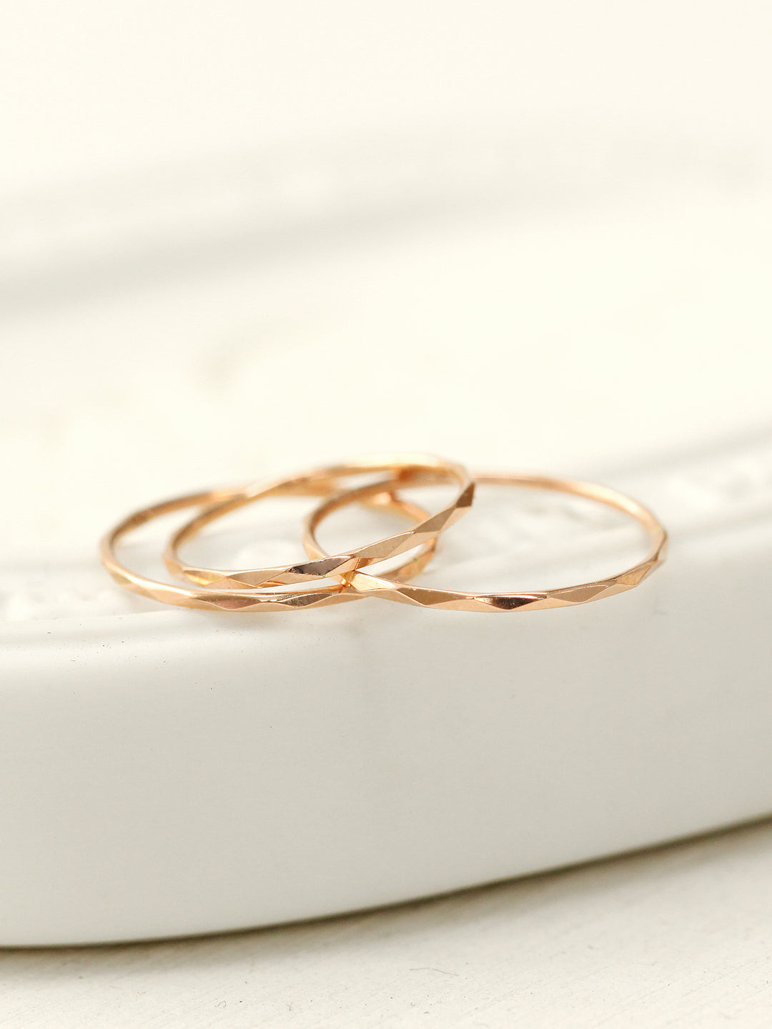 14K Gold Layered DIa Cutting Thin Ring