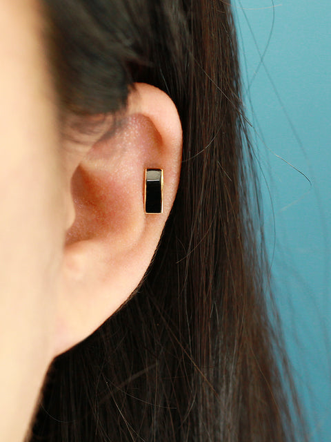 14K Gold Enamel Curve Stick Cartilage Earring 20G18G16G