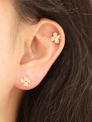 14K Gold 4 Petal Flower Cartilage Earring 20G18G16G