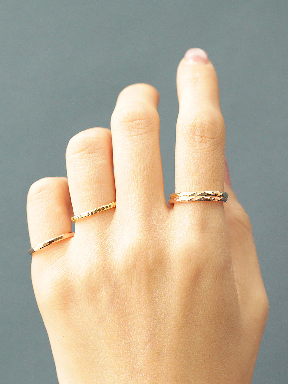 14K Gold Hallow Layered Cutting Guard Ring