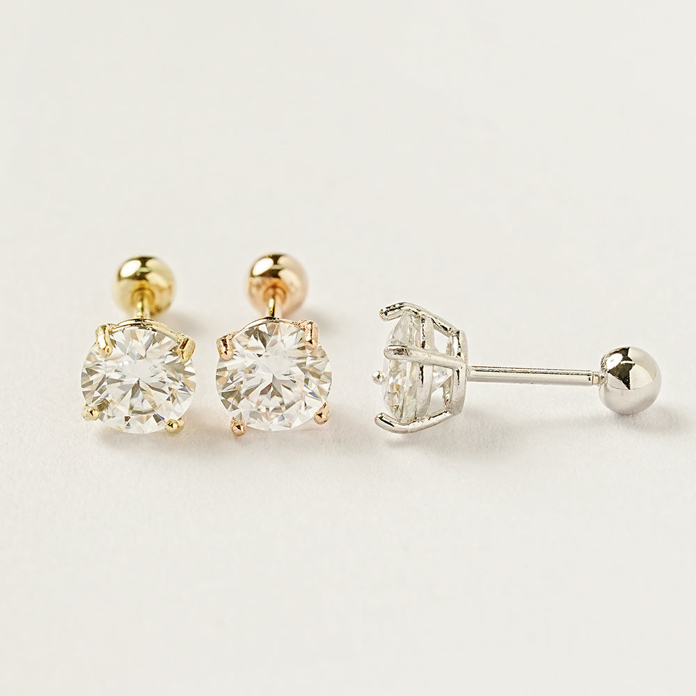 14K Gold 4 Pronged Moissanite Cartilage Earring 20G18G16G