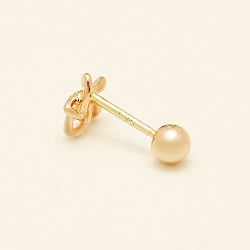 14K Gold Star Point Cartilage Earring 20G