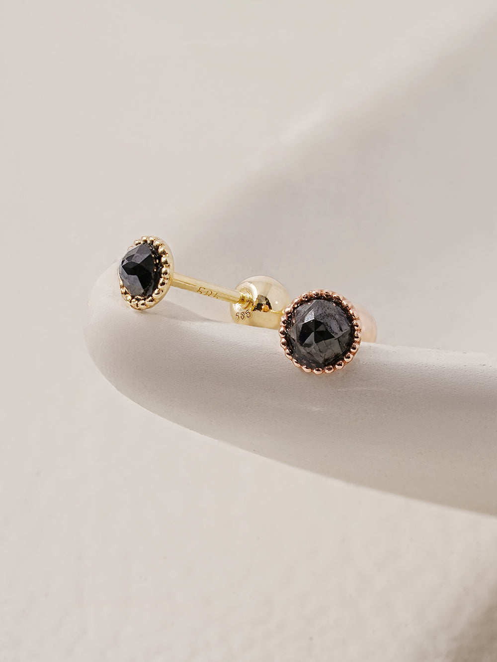 14K Solid Gold Black Rose Cut Cubic Flower Ball Cartilage Earring 20G