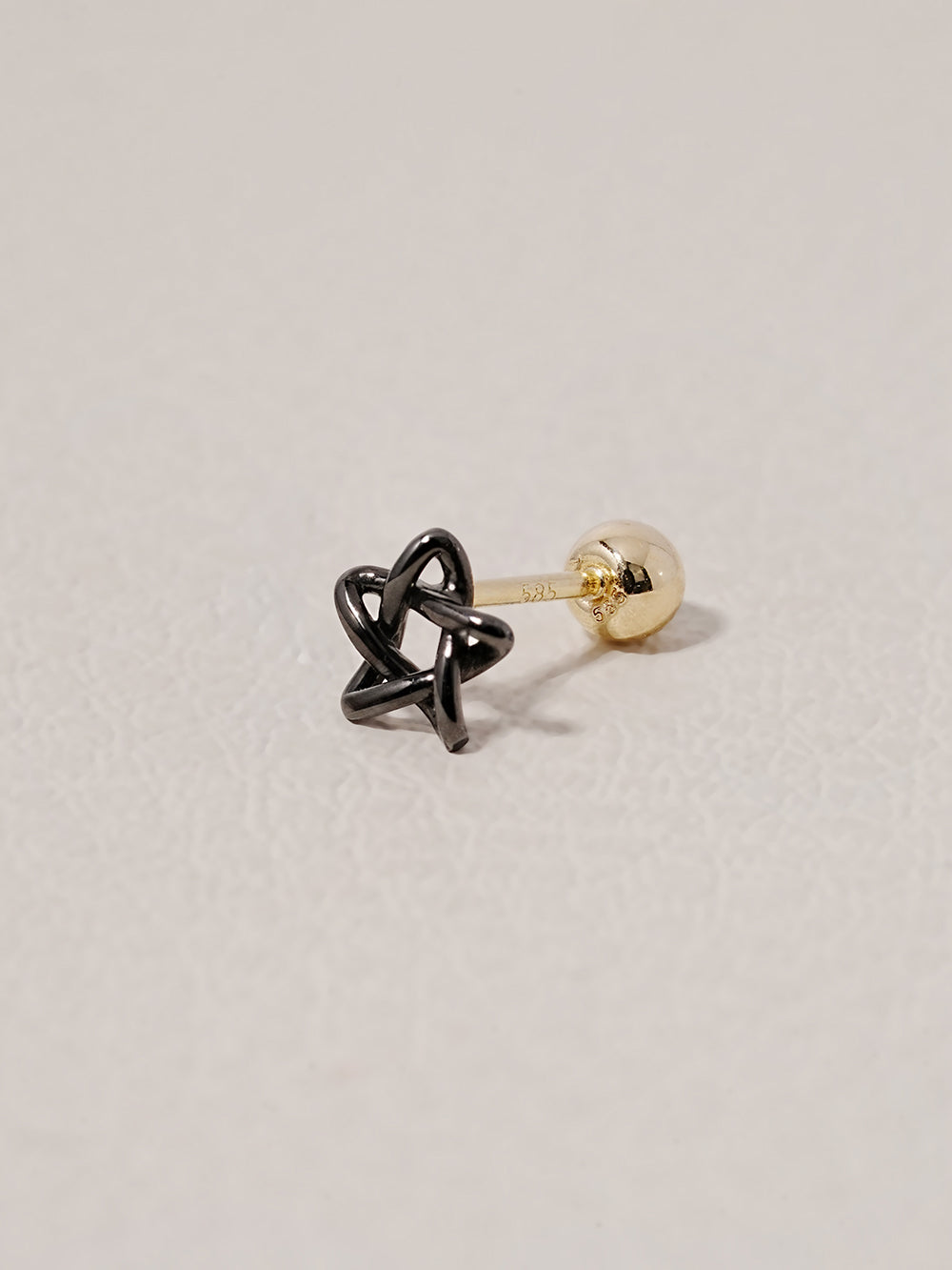 14K Solid Gold Black Star Point Cartilage Earring 20G