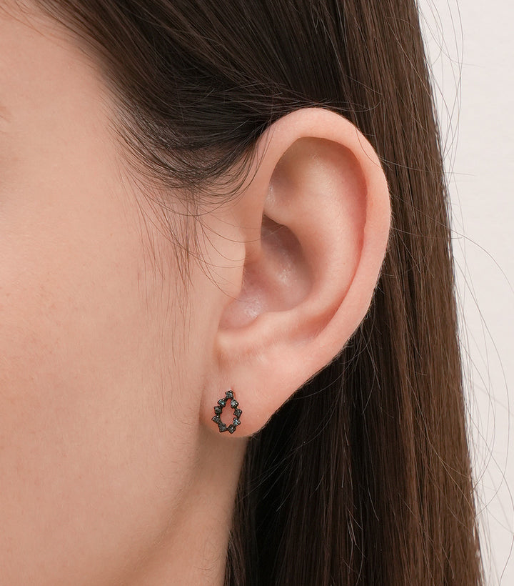 14K Solid Gold Circle of Star Cartilage Earring 18G