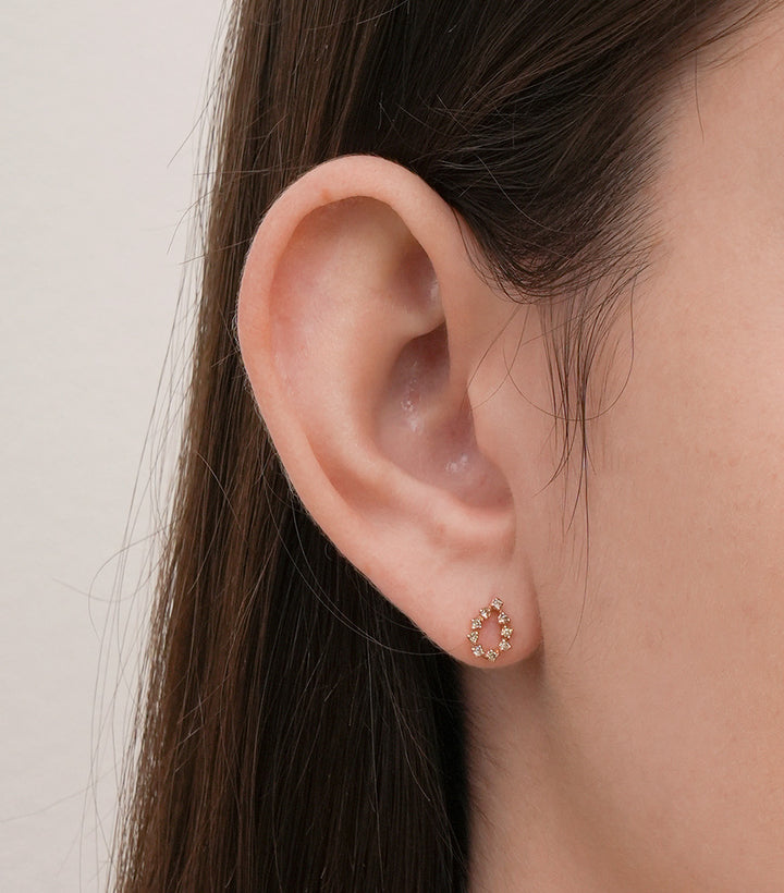 14K Solid Gold Circle of Star Cartilage Earring 18G