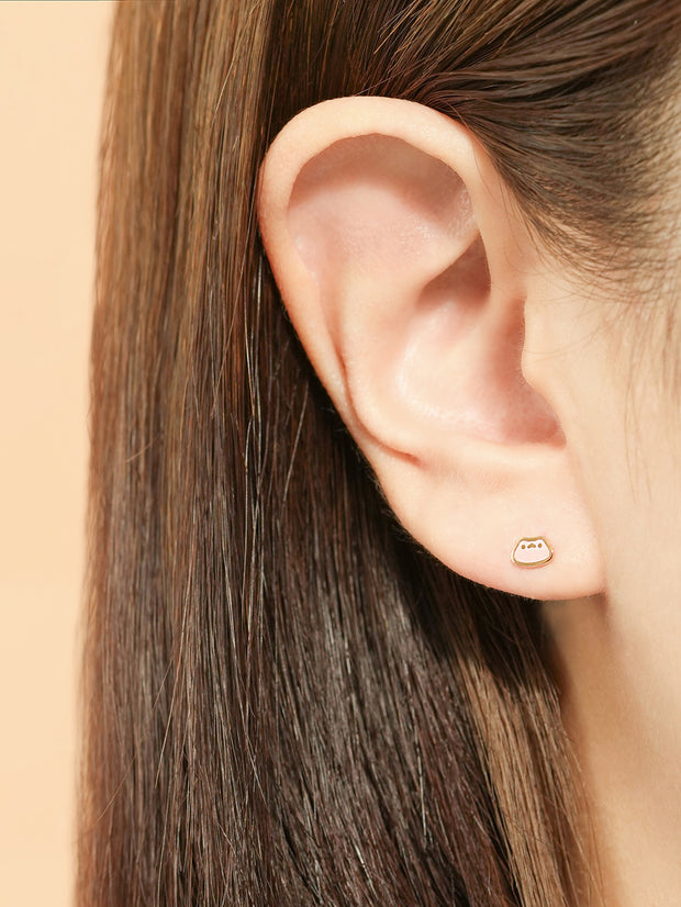 14K Gold Melted Cat Cartilage Earring 20G