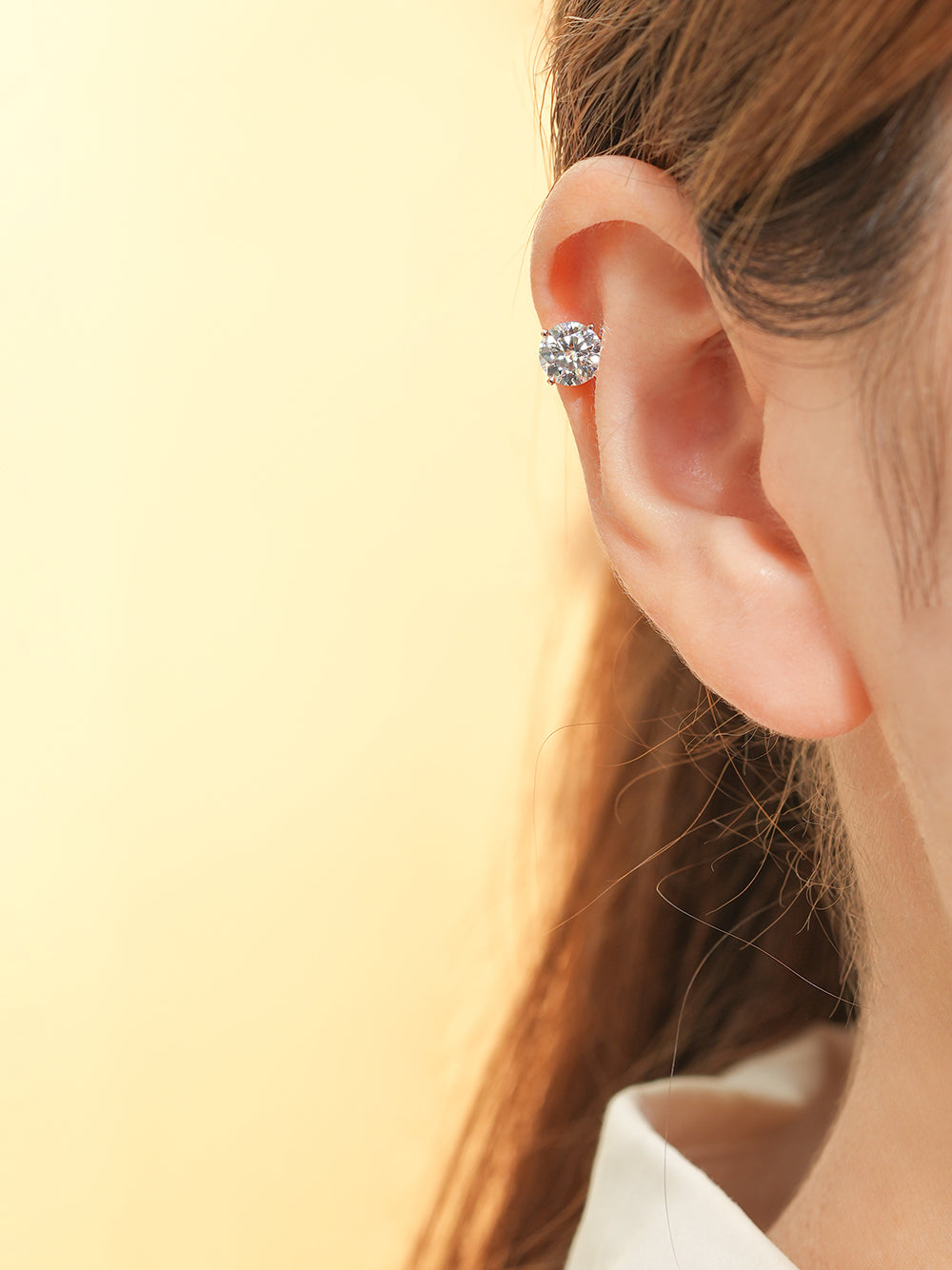 14K Gold 4 Pronged Moissanite Cartilage Earring 20G18G16G