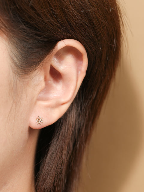 14K Gold Waffle Cartilage Earring 20G